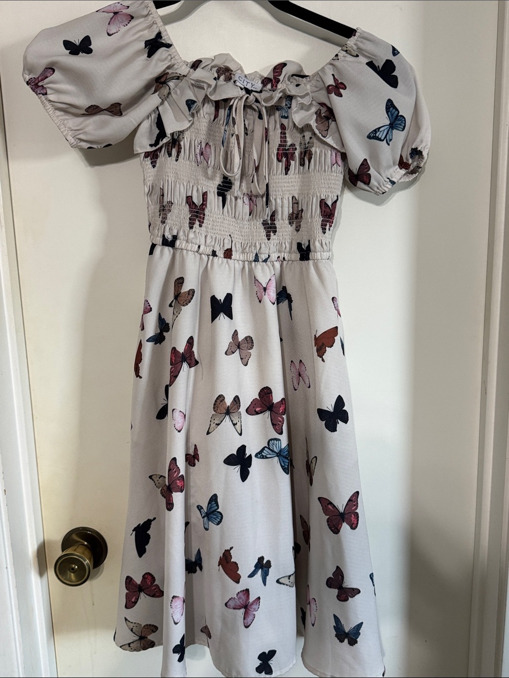 Ivy City Co White Off-Shoulder Butterfly Dress with Puff Sleeves